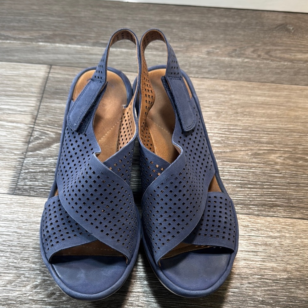 Clarks Blue Perforated Slingback wedge Sandals size 8